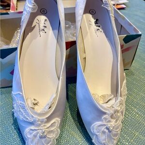 Soho White Flats with Lace Detailing